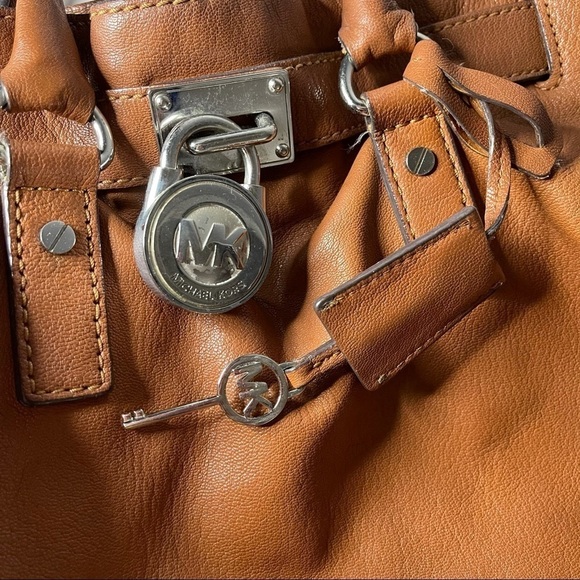 Michael Michael Kors Caramel Leather Shoulder Bag Designer Neutral 90s Y2K - Picture 5 of 11